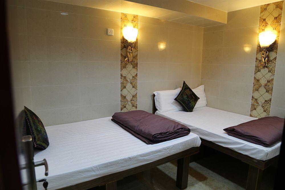 New Tokyo Hostel Hong Kong Exterior photo