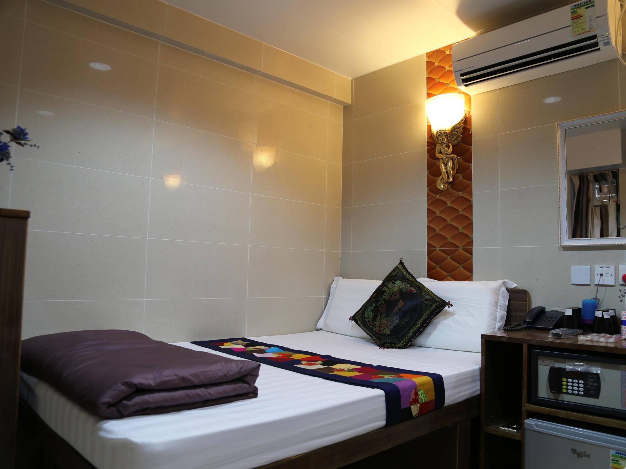 New Tokyo Hostel Hong Kong Exterior photo